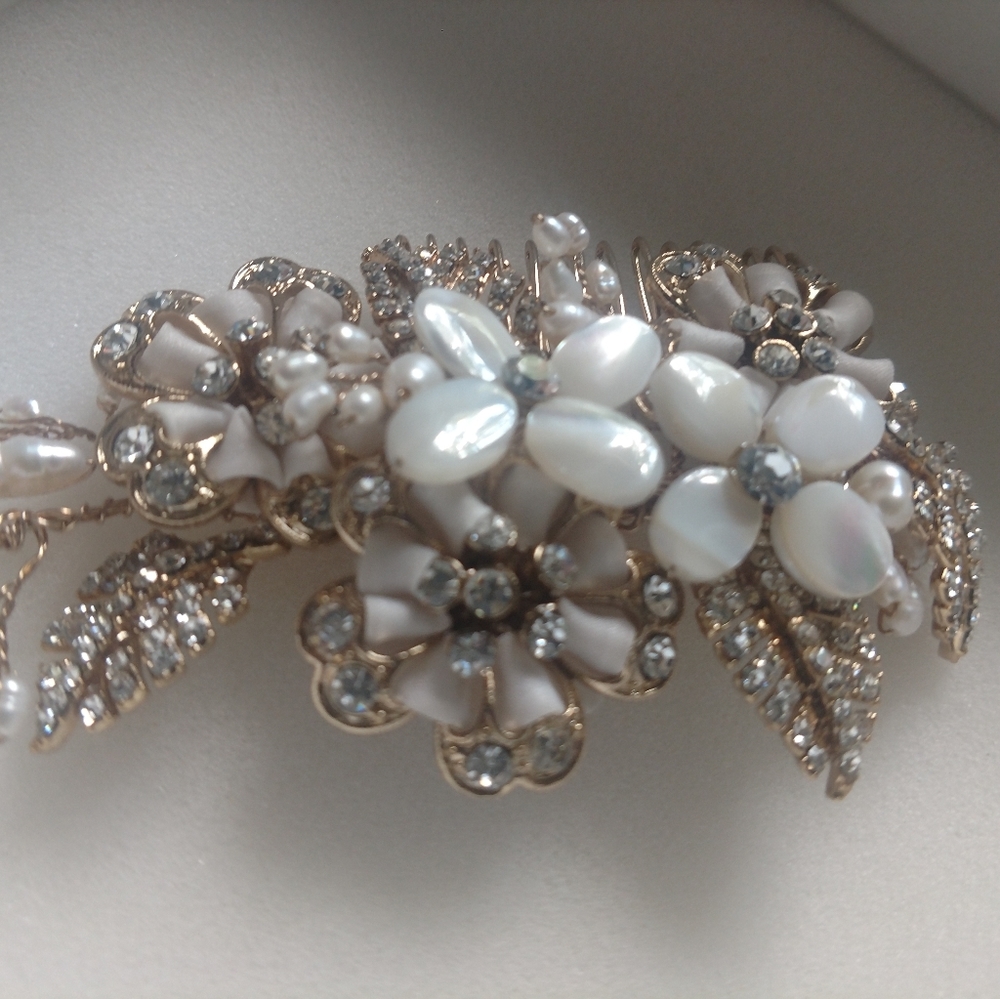 Bride Hairpiece